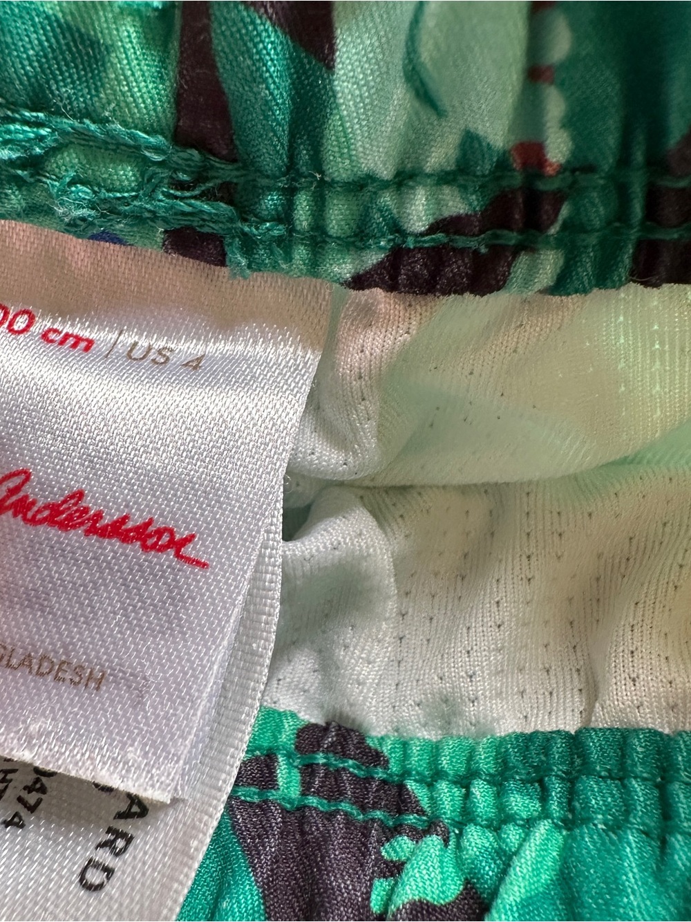 Hanna chameleon swim trunks vguc 100 - Picture 6 of 9